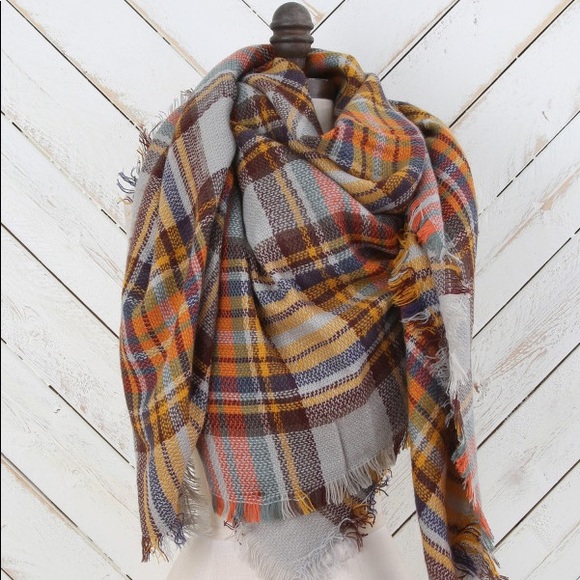 Accessories - Plaid Blanket Scarf